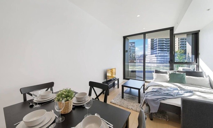 South Yarra Apartamento | A Lovely 2BR Apt in the Heart of Chapel Street