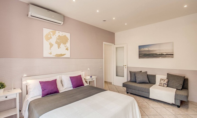 Quartiere XXXIII Lido di Ostia Ponente Apartamento | Un encantador apartamento en el corazón de Ostia Lido, cerca del mar de Roma