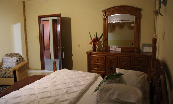 Franks Eddy Cabina | A luscious ranch awaits you!