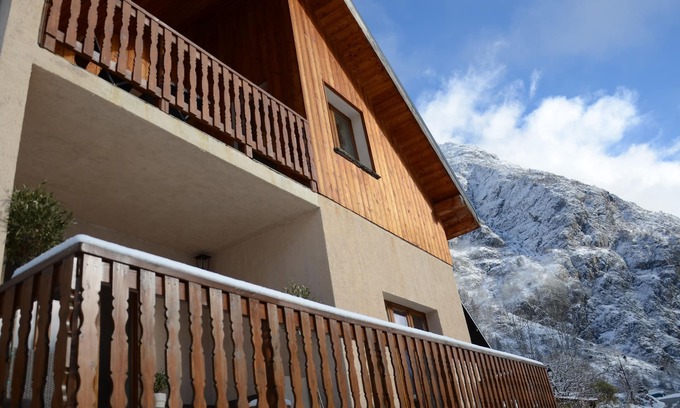 Venosc Casa | A luxurious 450m2 chalet in Venosc, a great base for skiing and cycling