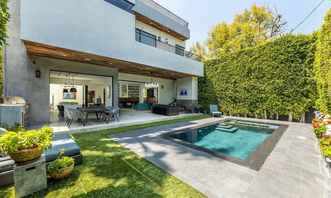 Hollywood Casa | A Luxurious Oasis in West Hollywood