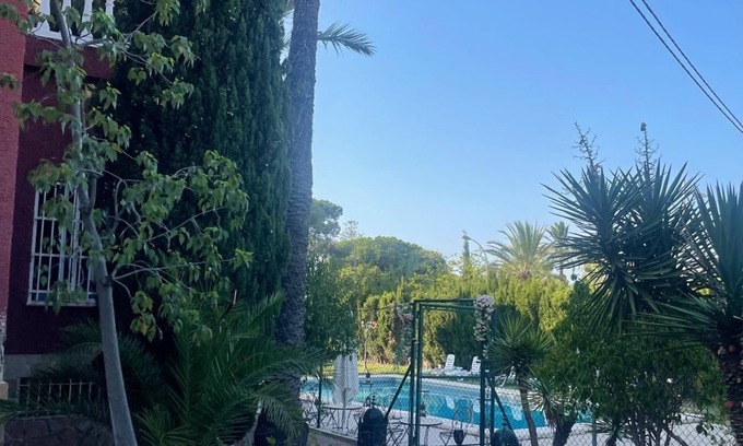 Vista Hermosa Cama Y Desayuno | A Magical Stay Awaits - Comfort, Flavour & Charm at Aladdin B&B