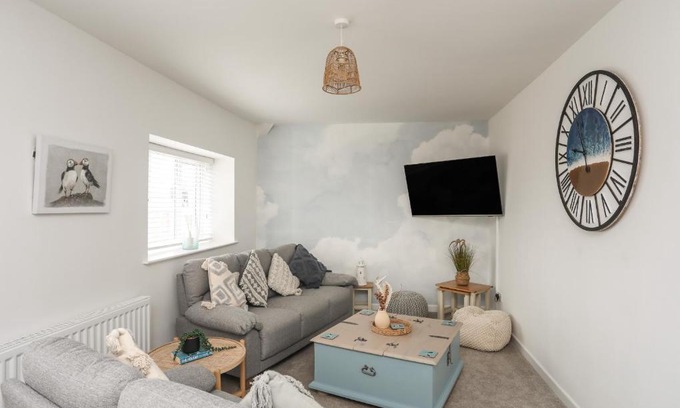 Newborough Apartamento | A Mor