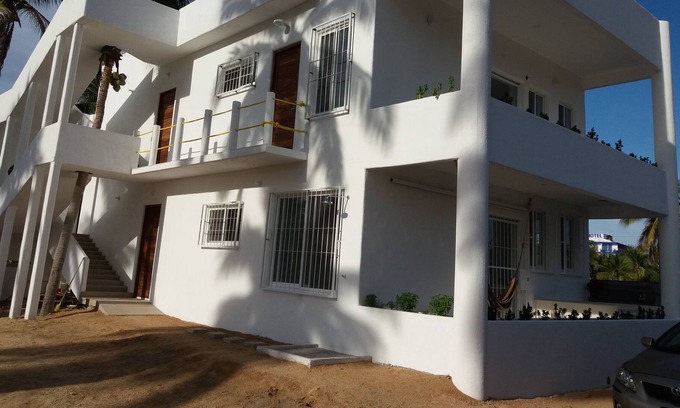 Barra de Potosi Apartamento | Amplio y moderno apartamento suite para hasta 6 personas (1y2 pers. Costo base)