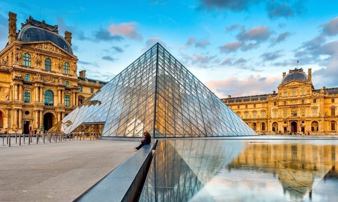 Saint-Merri Apartamento | A PERFECT BLEND OF HISTORIC CHARM AND MODERN LUXURY BETWEEN NOTRE DAME & LOUVRE