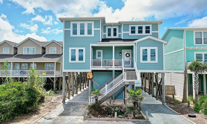 Holden Beach Casa | "A Perfect Landing" is a 6 Bedroom / 6.5 Bath Home w/ Private Pool & Elevator.