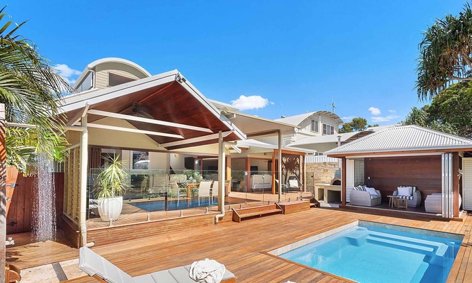 Suffolk Park Villa | A Perfect Stay - Villa Bohemia