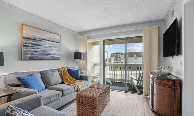 Morehead City Condominio | A Place at the Beach - 2 bedroom, 2 baths - Pools, Waterslide, Mini-golf & more!