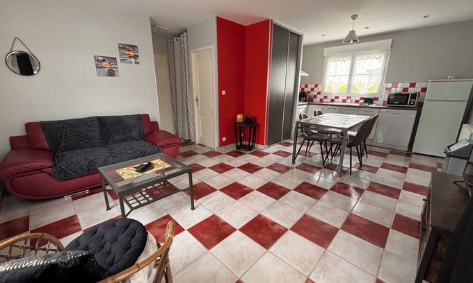 Marsilly Casa | Casa en pueblo costero a 5 minutos de La Rochelle en Charente Marítimo
