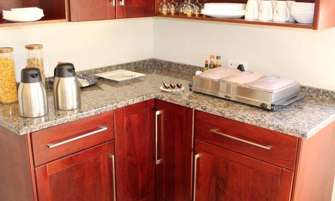 Harare Apartamento | A Pristine B B Located in Belvedere Harare - 2010