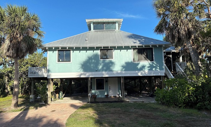 Sanctuary Casa | A quiet house with ton of privacy and close to beaches on Sanibel