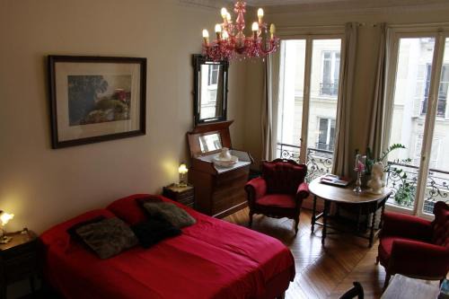 Saint-Vincent-de-Paul Cama Y Desayuno | A Room In Paris