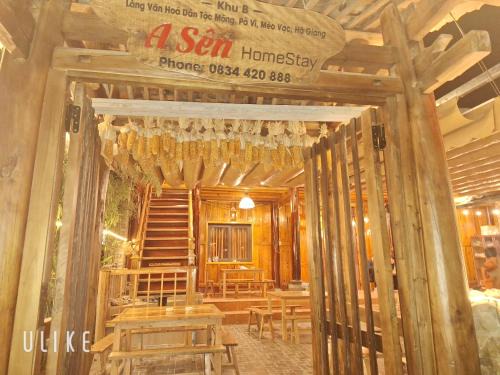 Meo Vac Casa | A Sên Homestay Làng Hmong Pả Vi