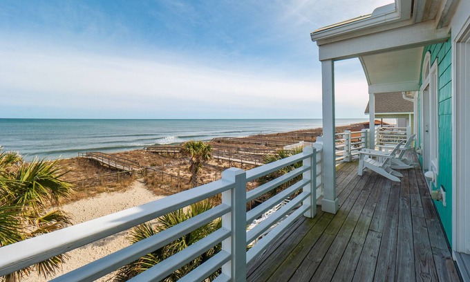 Kure Beach Casa | A Shore Cure: casa de 6 dormitorios / 4 baños en Kure Beach, capacidad para 16
