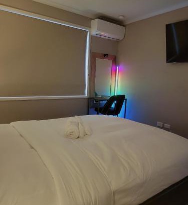 Craigieburn Casa | A slice of Melbourne! Room 1