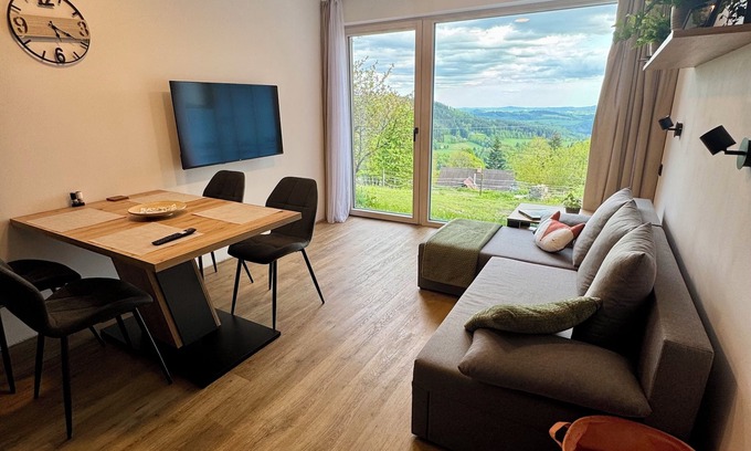 Prichovice Apartamento | A small burrow in the beautiful surroundings of the Jizera Mountains.