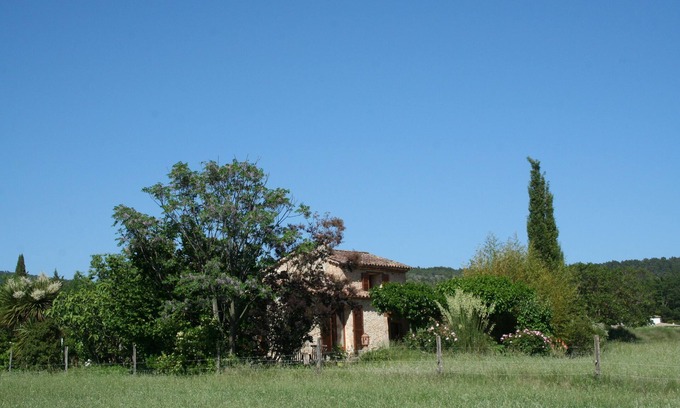 Villecroze Casa | Una pequeña casa de piedra en Provenza