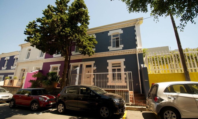 Cape Town City Centre Cabaña | Una amplia y lujosa casa de dos dormitorios con balcón, patio y cubierta de techo