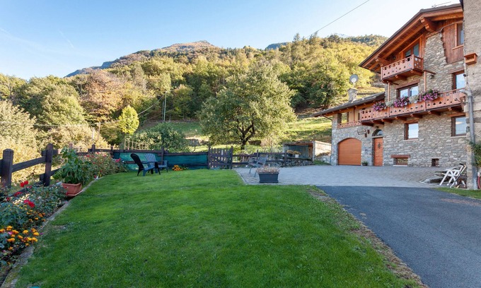 Pollein Apartamento | A Stone's Throw from Aosta