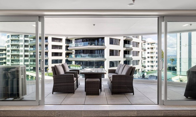Mount Maunganui Apartamento | A strand Of Paradise, Oceanside & Views with pool