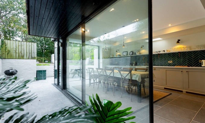 Newport Casa | A stylish house for 6 in the heart of Newport, Pembrokeshire