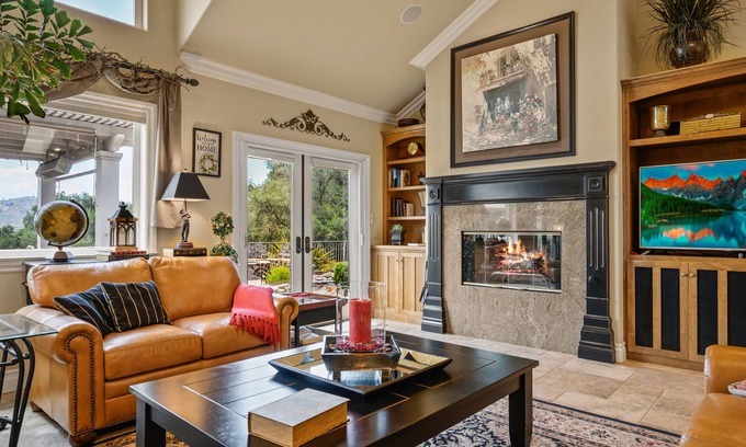 Fallbrook Casa | A Taste of Tuscany -Just 5 Minutes to Golf and Wine Tasting