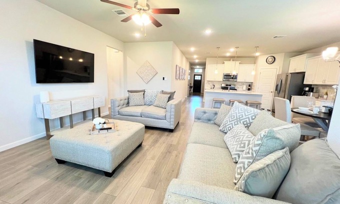 Keller Casa | A Tranquil Haven for the Family In Keller, TX