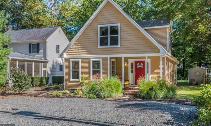 Rehoboth Beach Casa | !!!A True Back Bay Oasis!!!