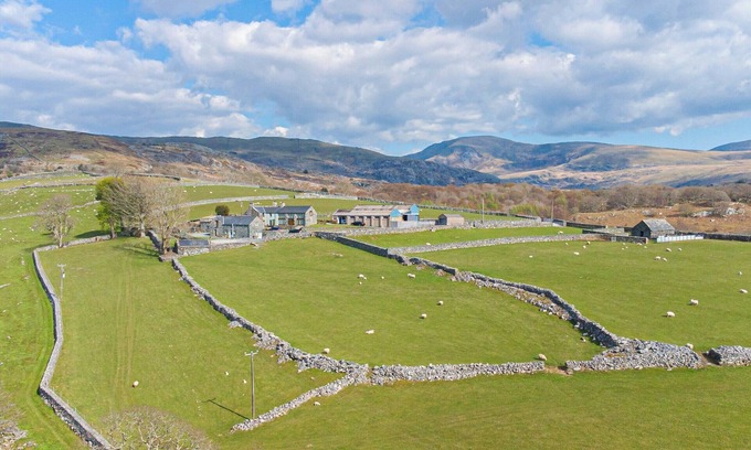 Llanbedr Cabaña | Alojamiento de 2 habitaciones en Llanbedr near Harlech