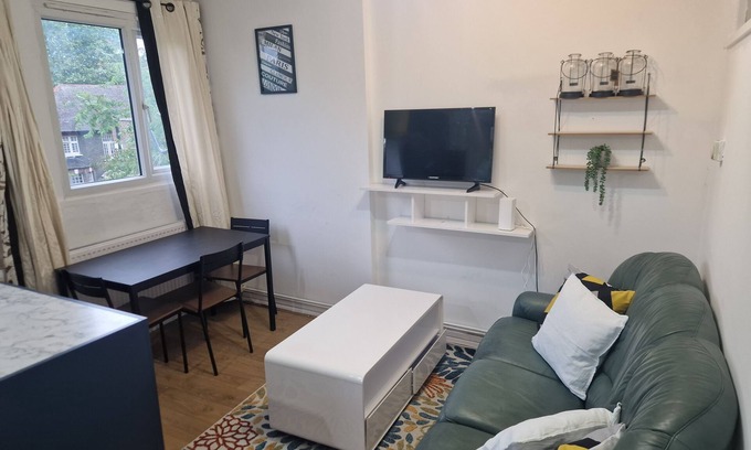 Walworth Apartamento | A two bedrooms flat close to zone one.