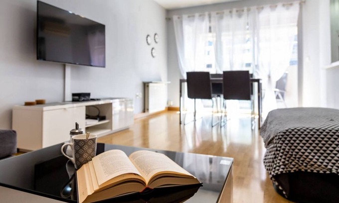 Ciutat de les Arts i les Ciencies Apartamento | Travel Habitat Palau de les Arts.