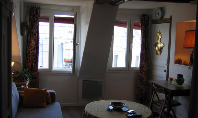 Bonne-Nouvelle Apartamento | Un estudio muy luminoso en el corazón de París.