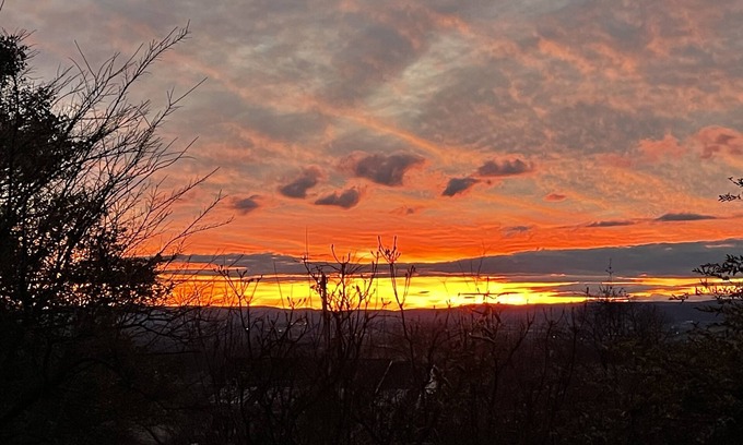 Braddock Heights Casa | A View of the Middletown Valley Like No Other
