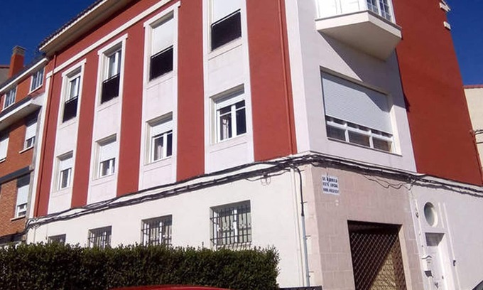 Villaquilambre Casa | Un paseo a la Catedral de León en sólo 20 minutos.