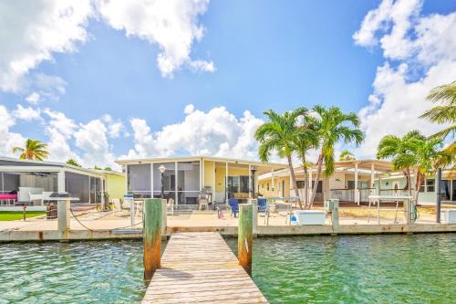 Key Colony Beach Casa | A Wave From it All