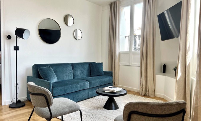 Strasbourg -Saint-Denis Apartamento | A Wonderful 1-BR in Grands-Boulevards