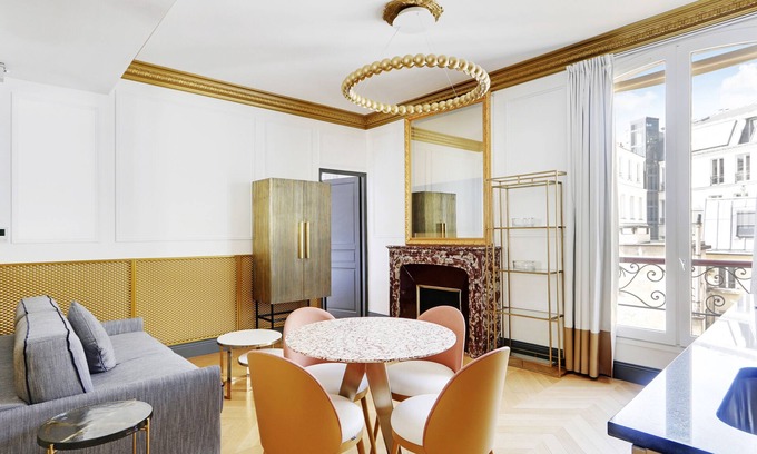 8th Arrondissement Apartamento | A Wonderful 1-BR in the Champs Elysées