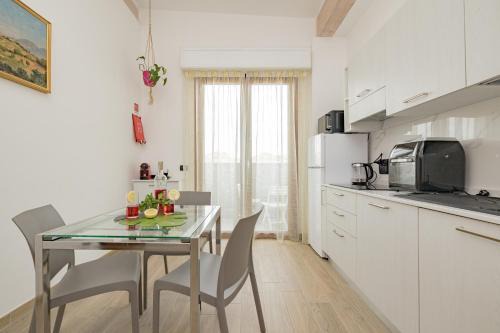 Cesate Apartamento | A10 Arcobaleno Rho-Fiera -Laghi & MXP FINELY RENOVATED APARTMENT