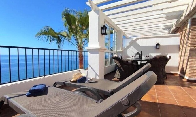 Urbanizacion Ladera del Mar Casa | A2203 Magnifico piso 2 dormitorios en Ladera del Mar Nerja
