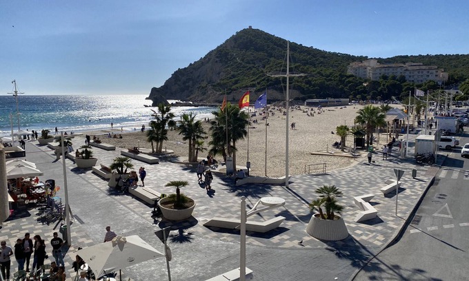 Finestrat Apartamento | A28 - Primera línea de playa y una gran terraza