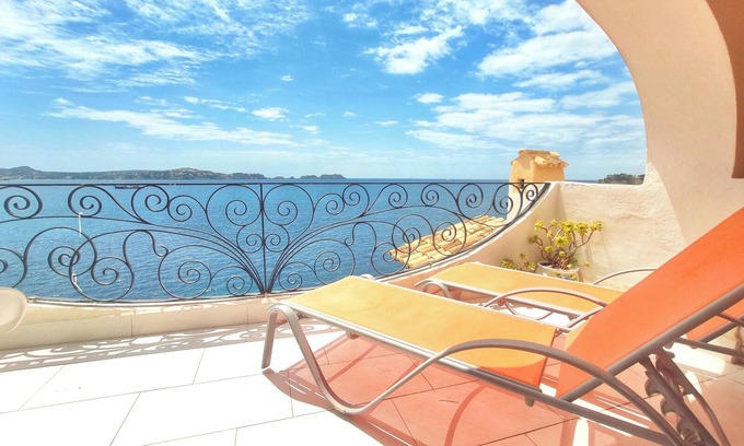 Peguera Apartamento | A3016 Sea view apartment for 4 people in Cala Fornells