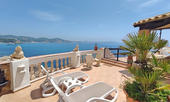 Peguera Apartamento | A3409 Sea view apartment for 3 people in Cala Fornells