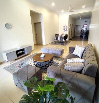 Banting Casa | AA Homestay Bandar Mahkota Banting