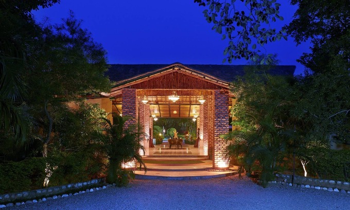 Ramnagar Complejo | Aacorn Hideaway Resort & Spa