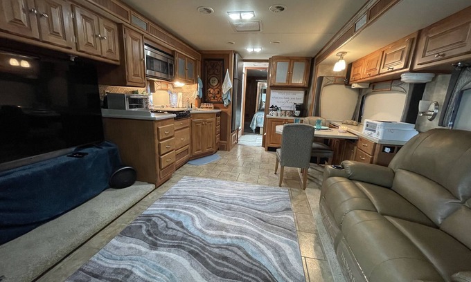Pipe Creek Casa | AALJ Ventures