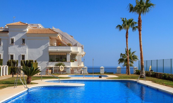 Rincon de la Victoria Apartamento | Aaron - Unique Mediterranean View of Malaga Bay
