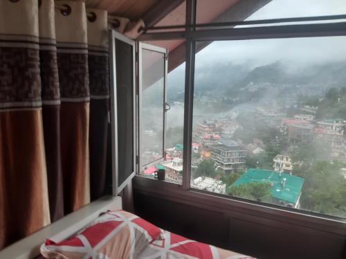 Kumarhatti Casa | Aashiyana Studio Homestay