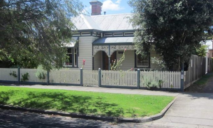 Queenscliff Casa | Abaleen House at 12 Hobson St Queenscliff WIFI GRATIS