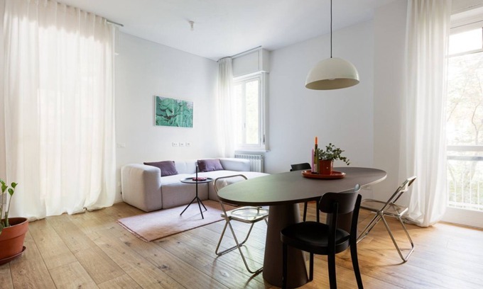 Stadera Apartamento | Abbiategrasso M2 Green Apartment with Balconies