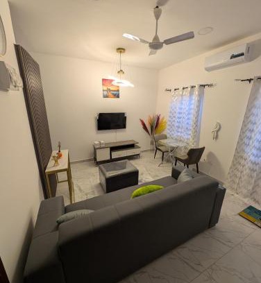 Nungua Apartamento | Abby and Gayle Rental Apartments